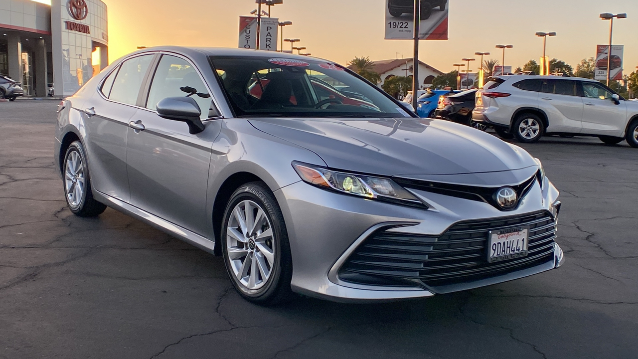 2023 Toyota Camry LE 1