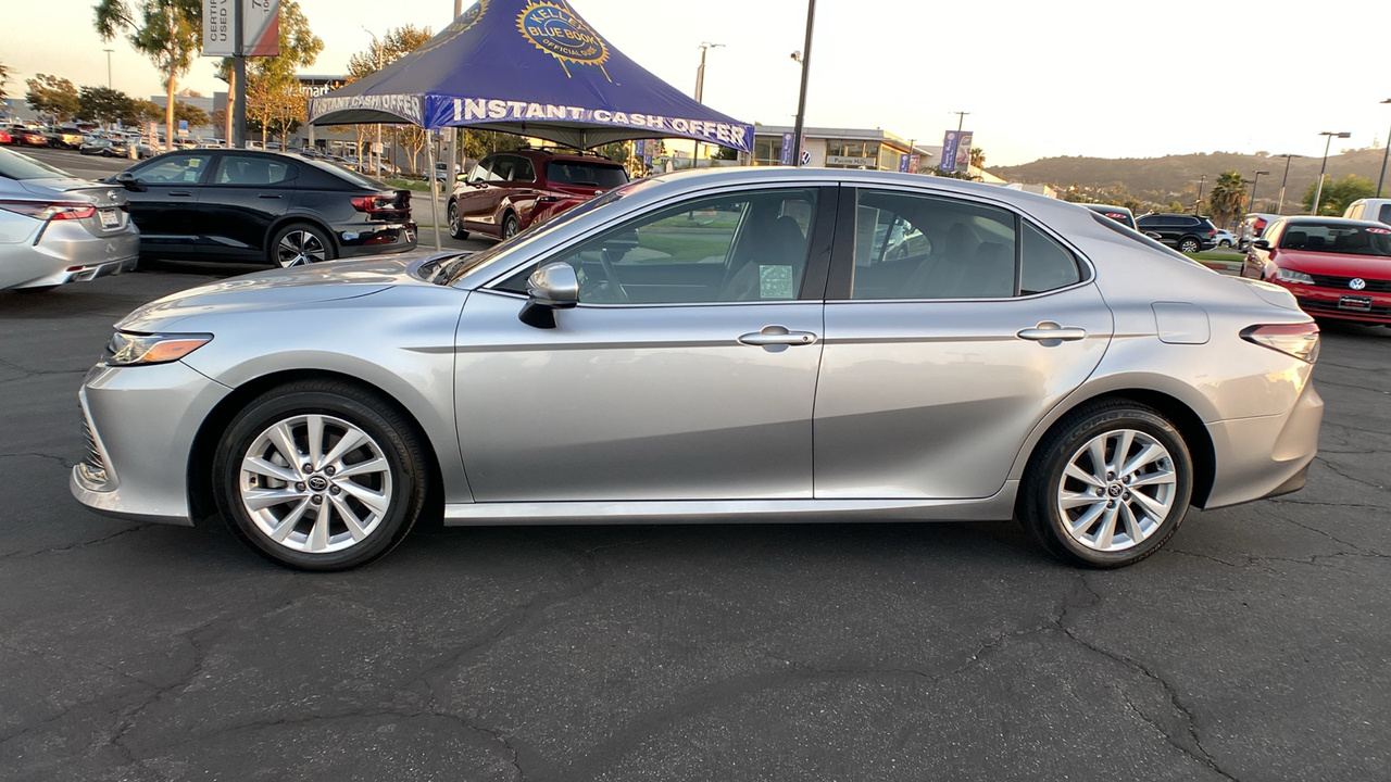 2023 Toyota Camry LE 6