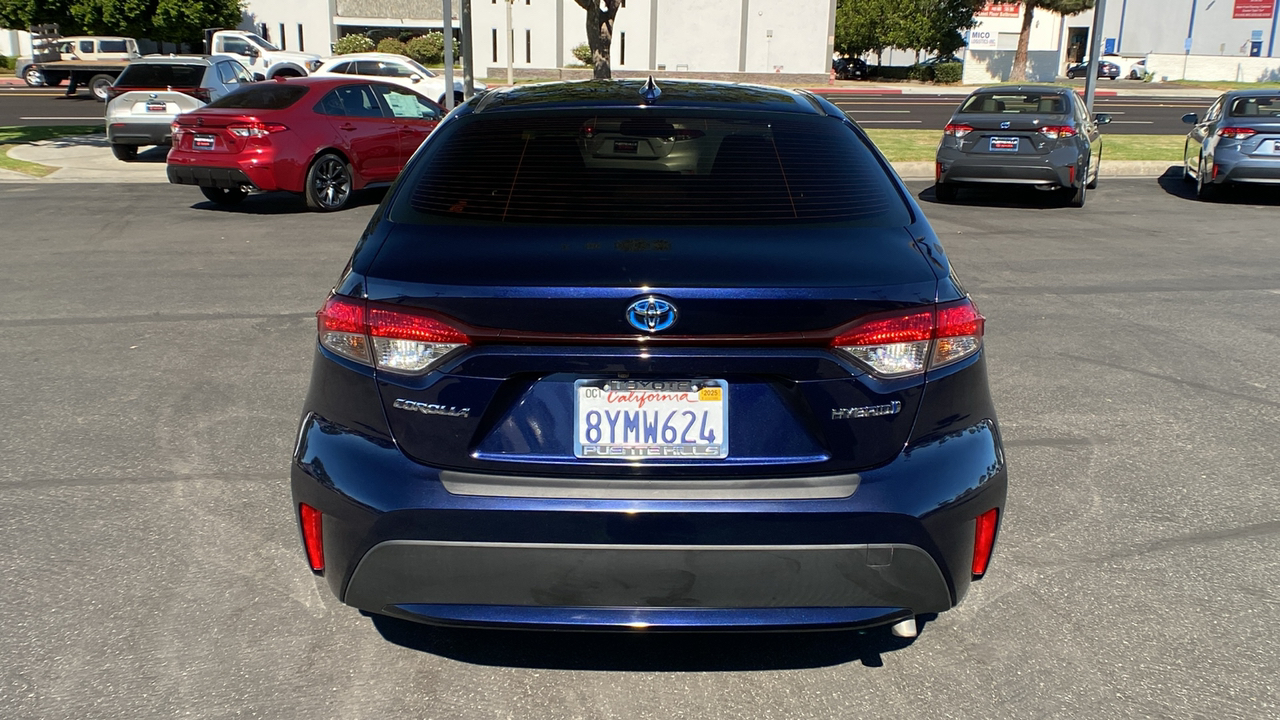 2022 Toyota Corolla Hybrid LE 4