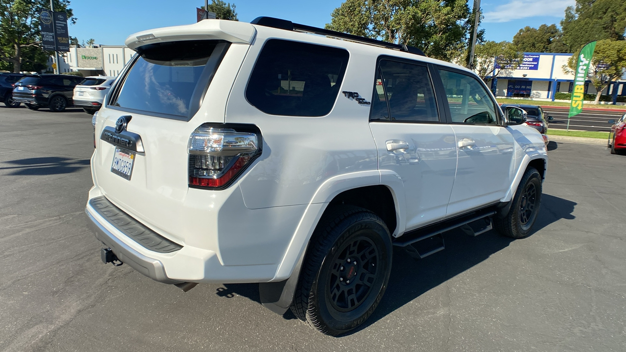 2024 Toyota 4Runner TRD Off-Road Premium 3