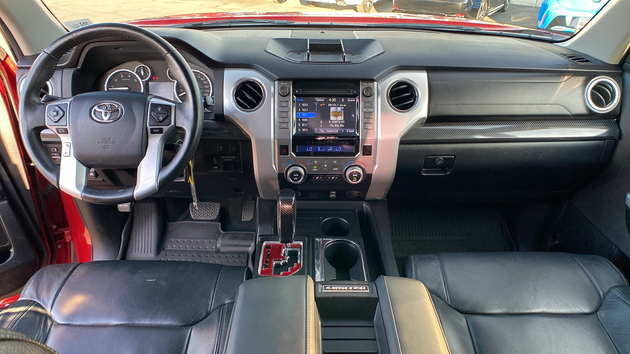 2017 Toyota Tundra Limited 28