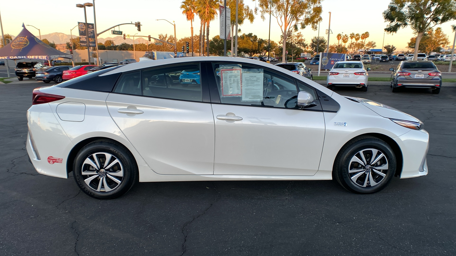 2018 Toyota Prius Prime Premium 2