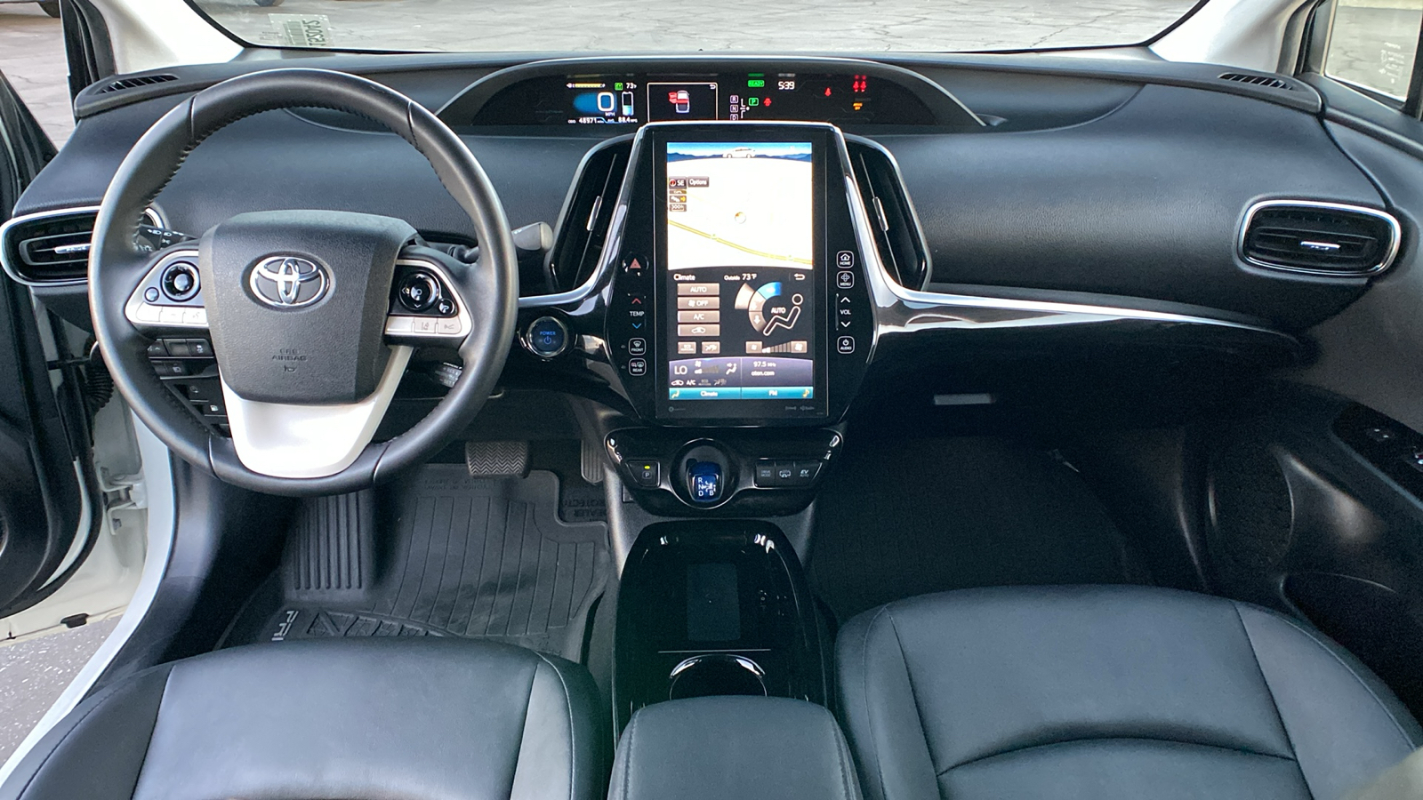 2018 Toyota Prius Prime Premium 17