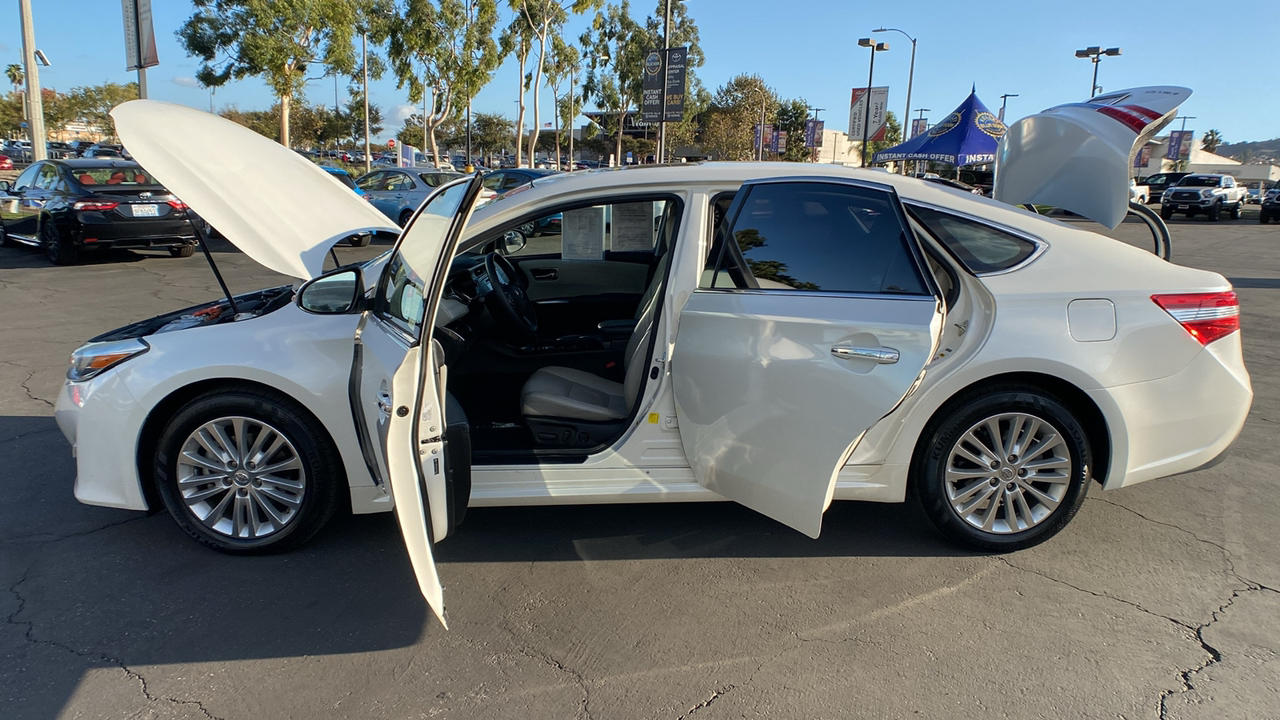 2014 Toyota Avalon Hybrid XLE Touring 11