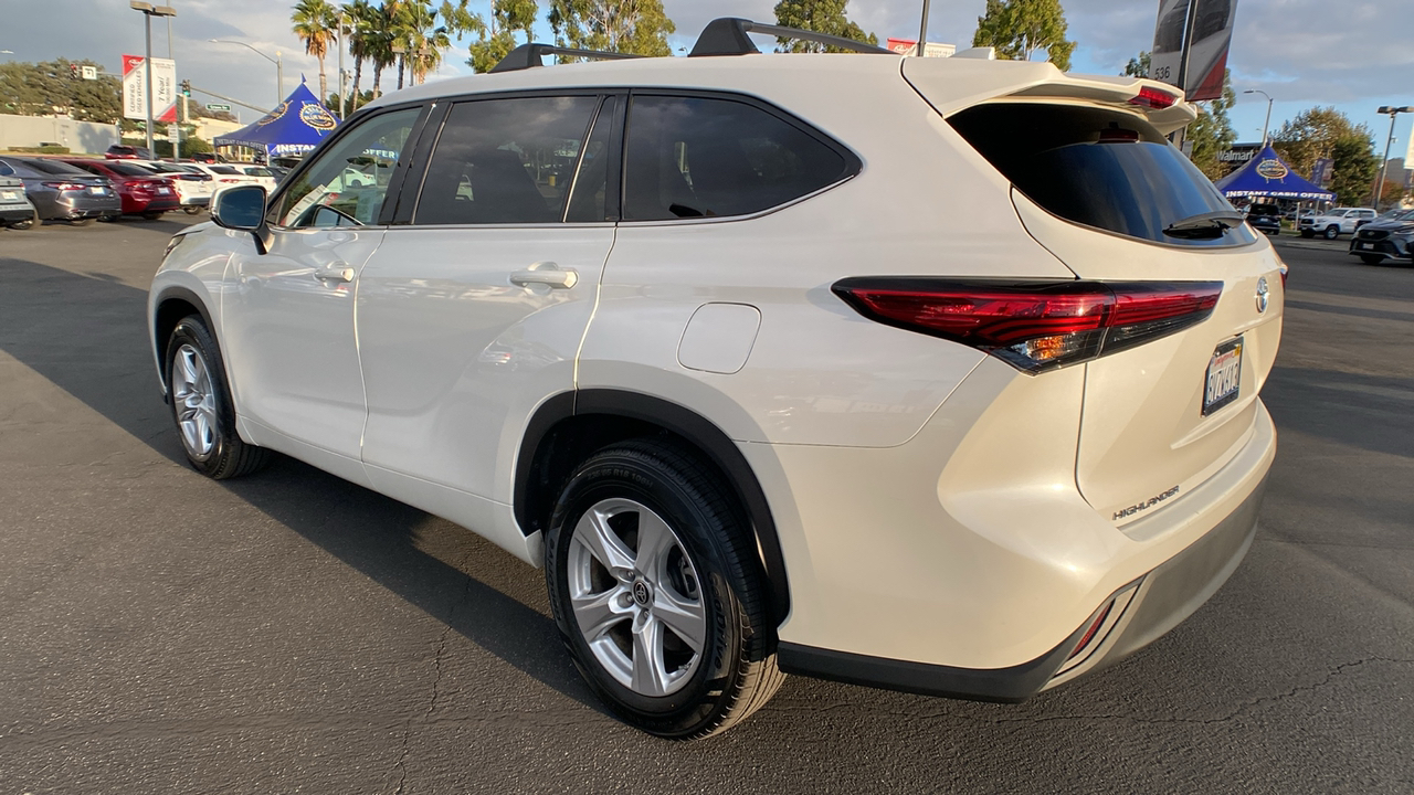 2021 Toyota Highlander  5