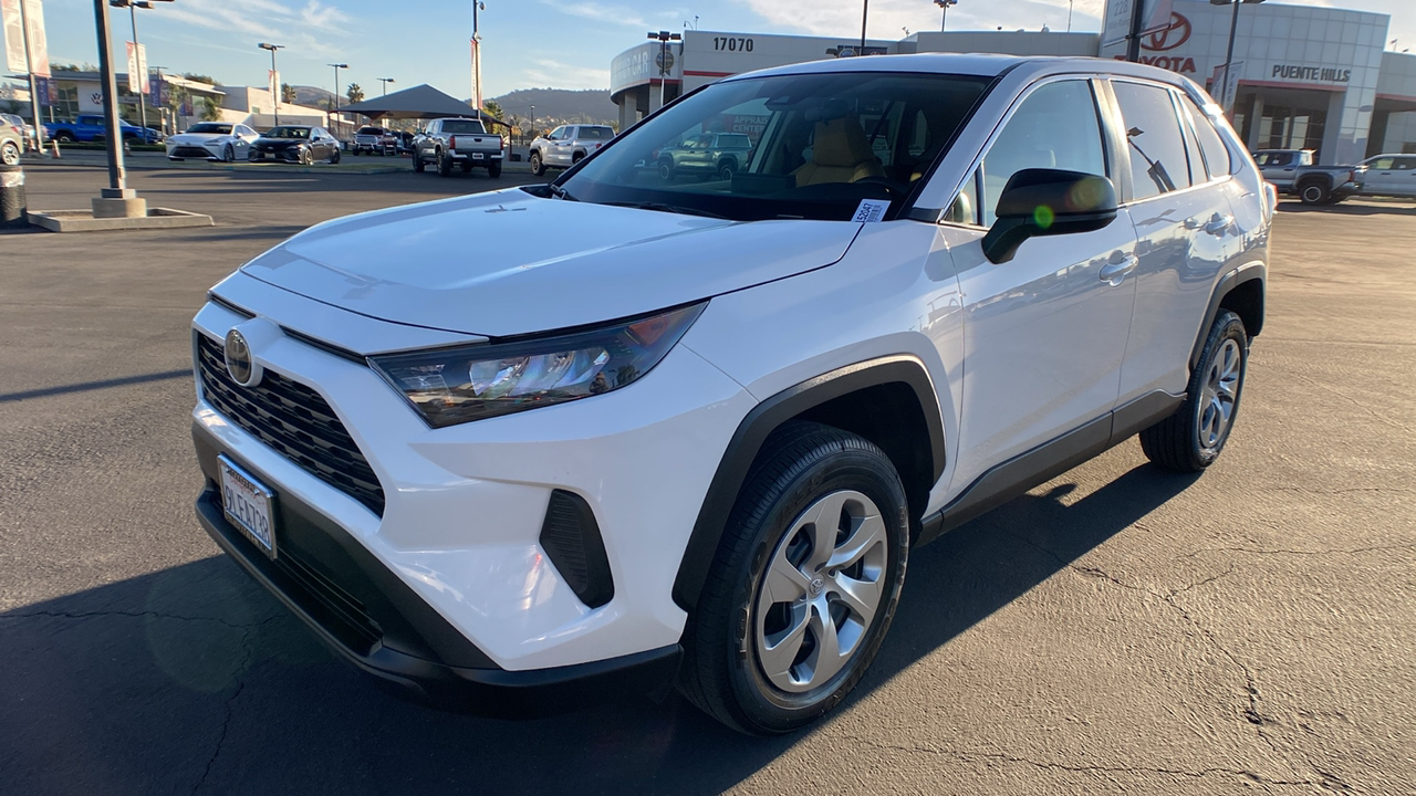 2022 Toyota RAV4 LE 7