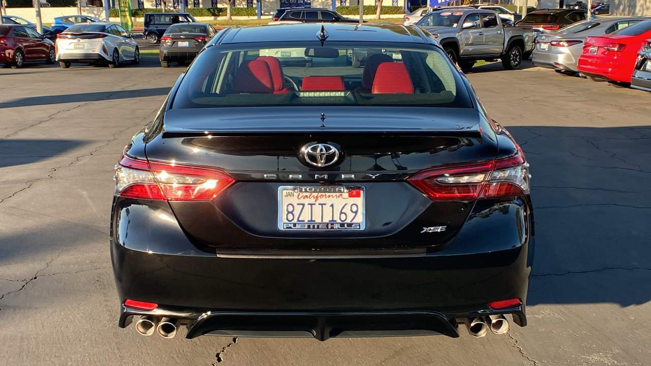 2022 Toyota Camry XSE 4