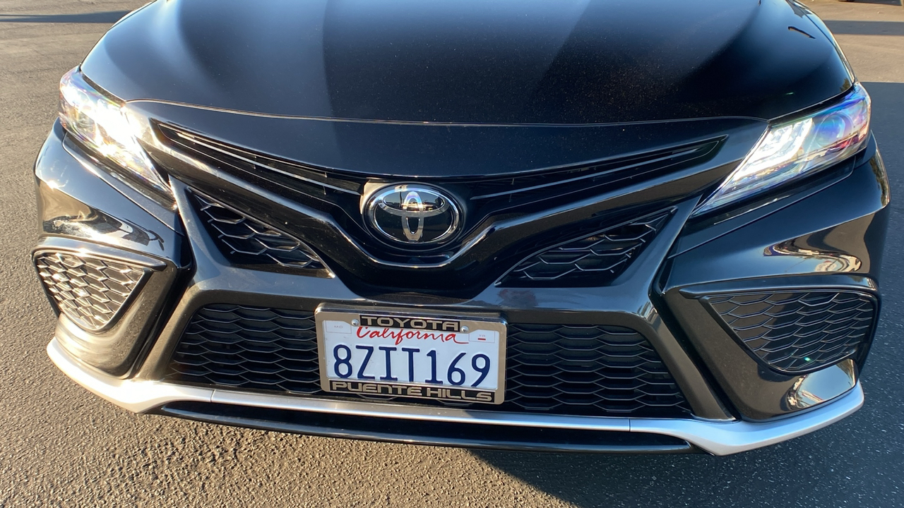 2022 Toyota Camry XSE 32