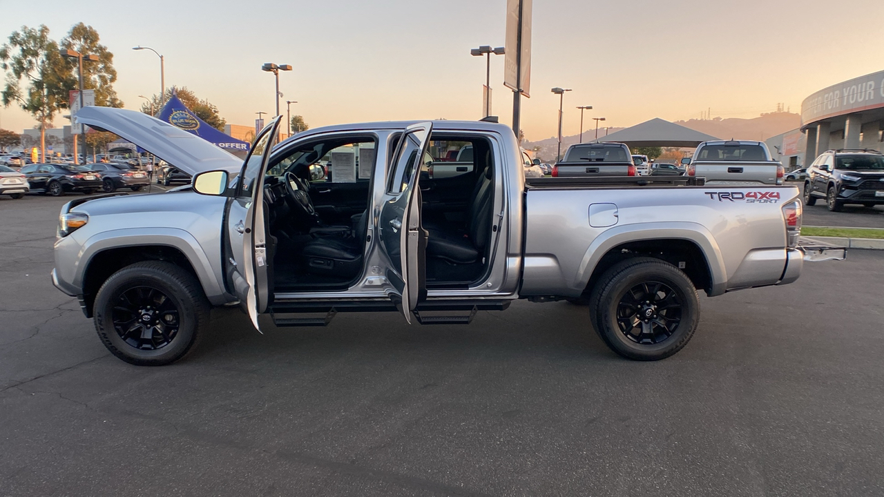 2022 Toyota Tacoma TRD Sport 11