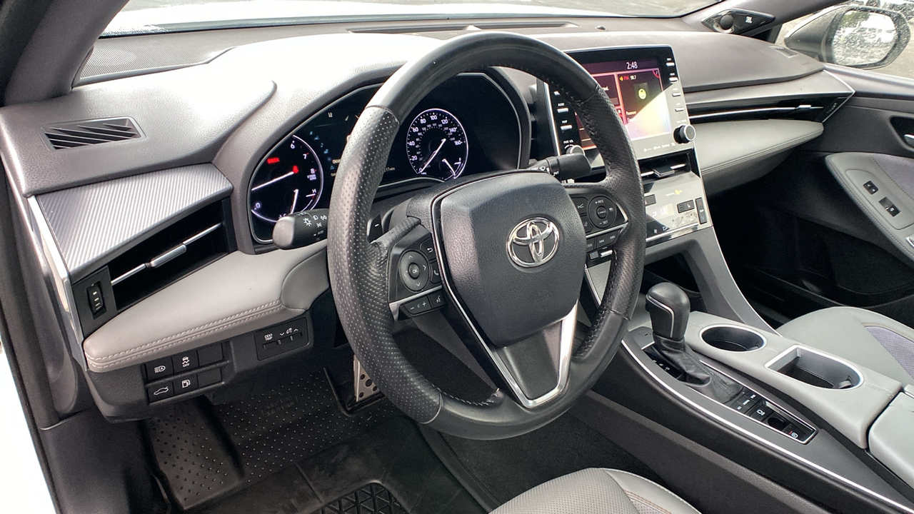 2019 Toyota Avalon XSE 16