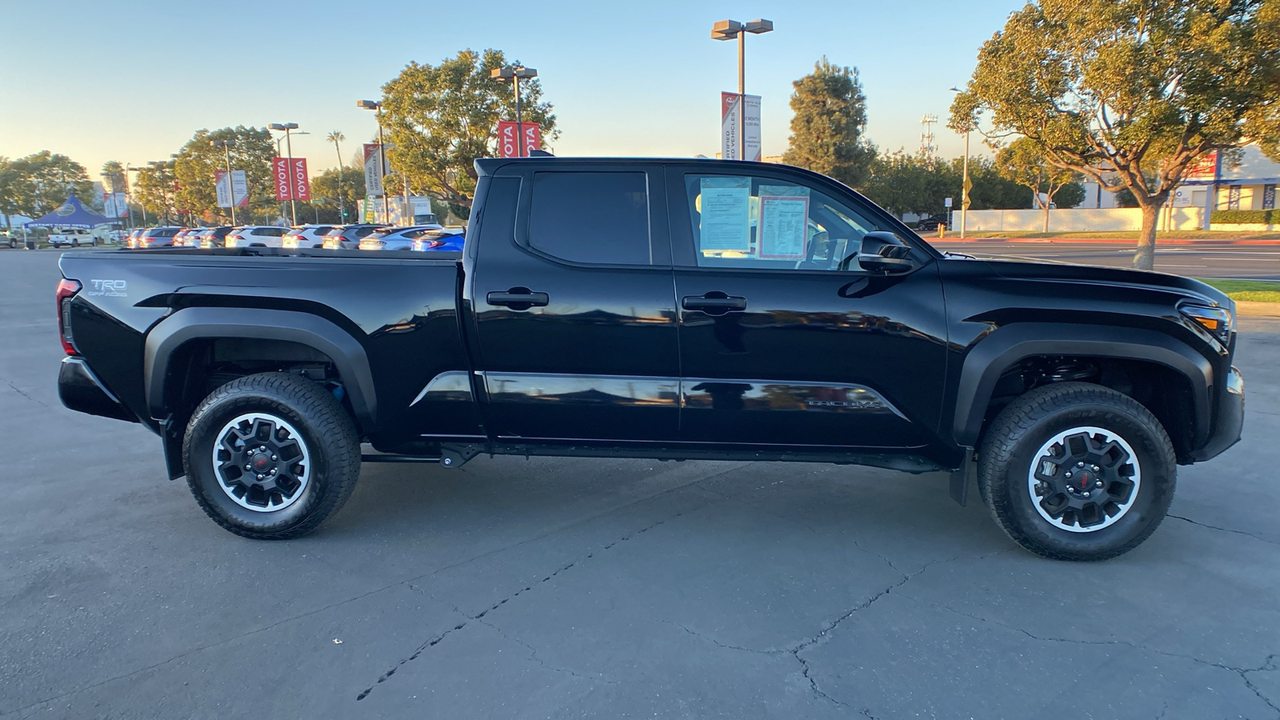 2024 Toyota Tacoma TRD Off-Road 2