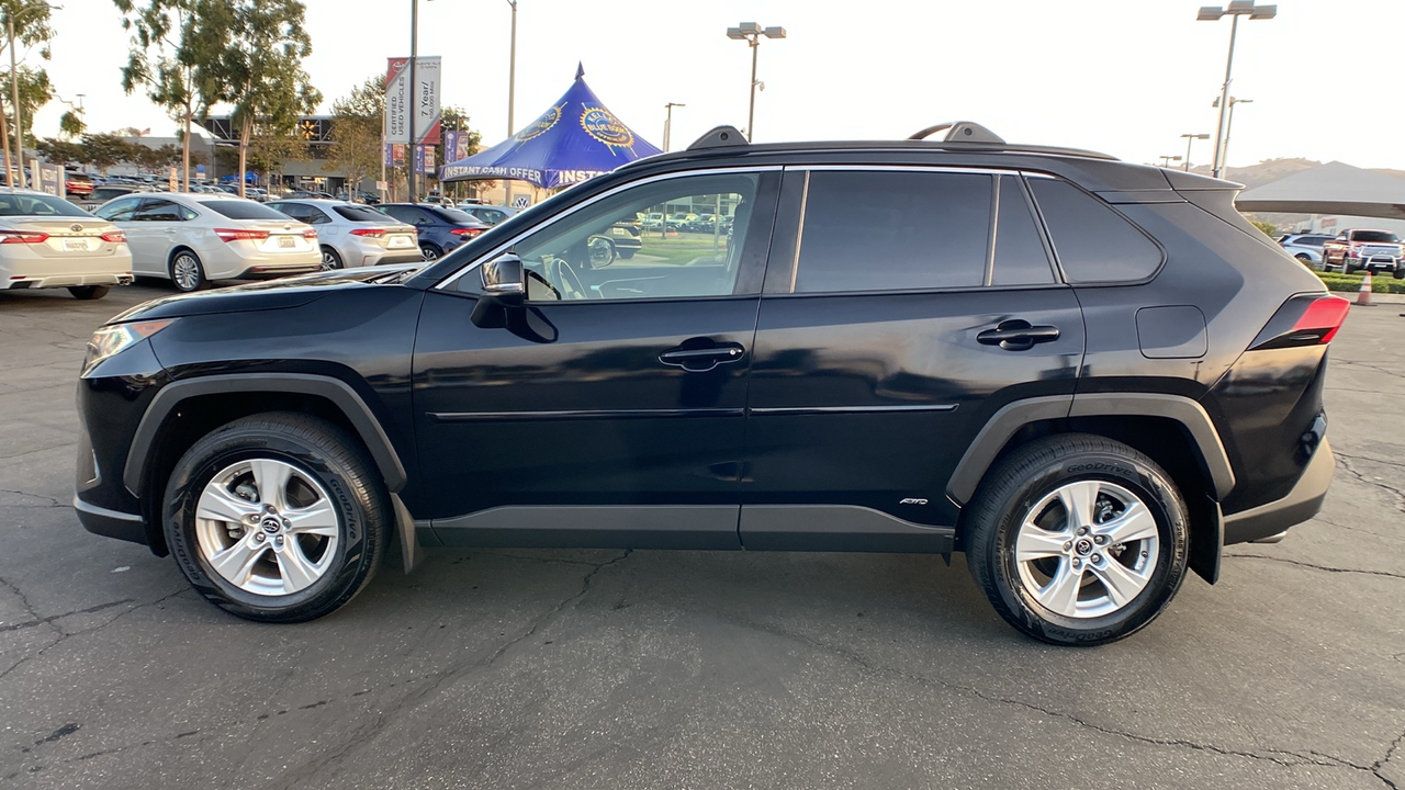 2019 Toyota RAV4 Hybrid XLE 6