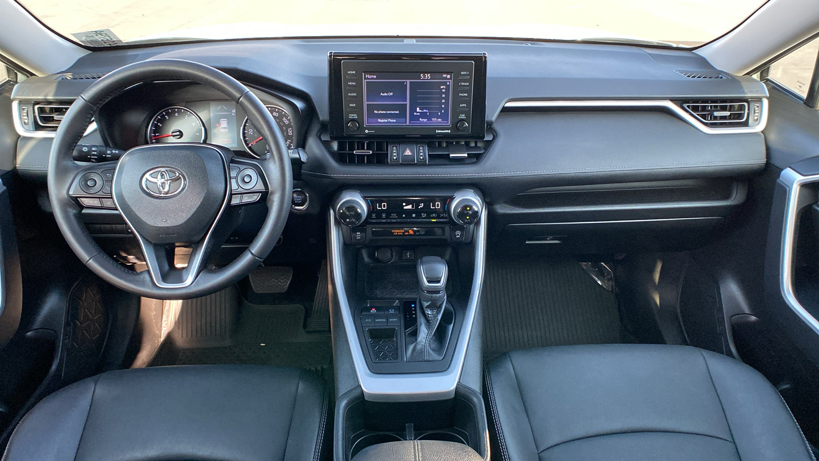 2022 Toyota RAV4 XLE Premium 28