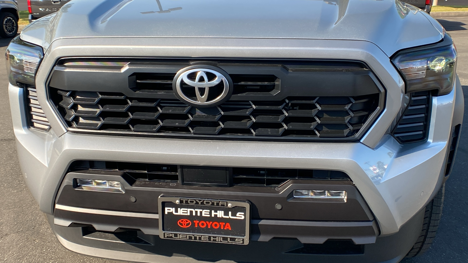 2024 TOYOTA Tacoma Hybrid Tacoma TRD Off-Road 33