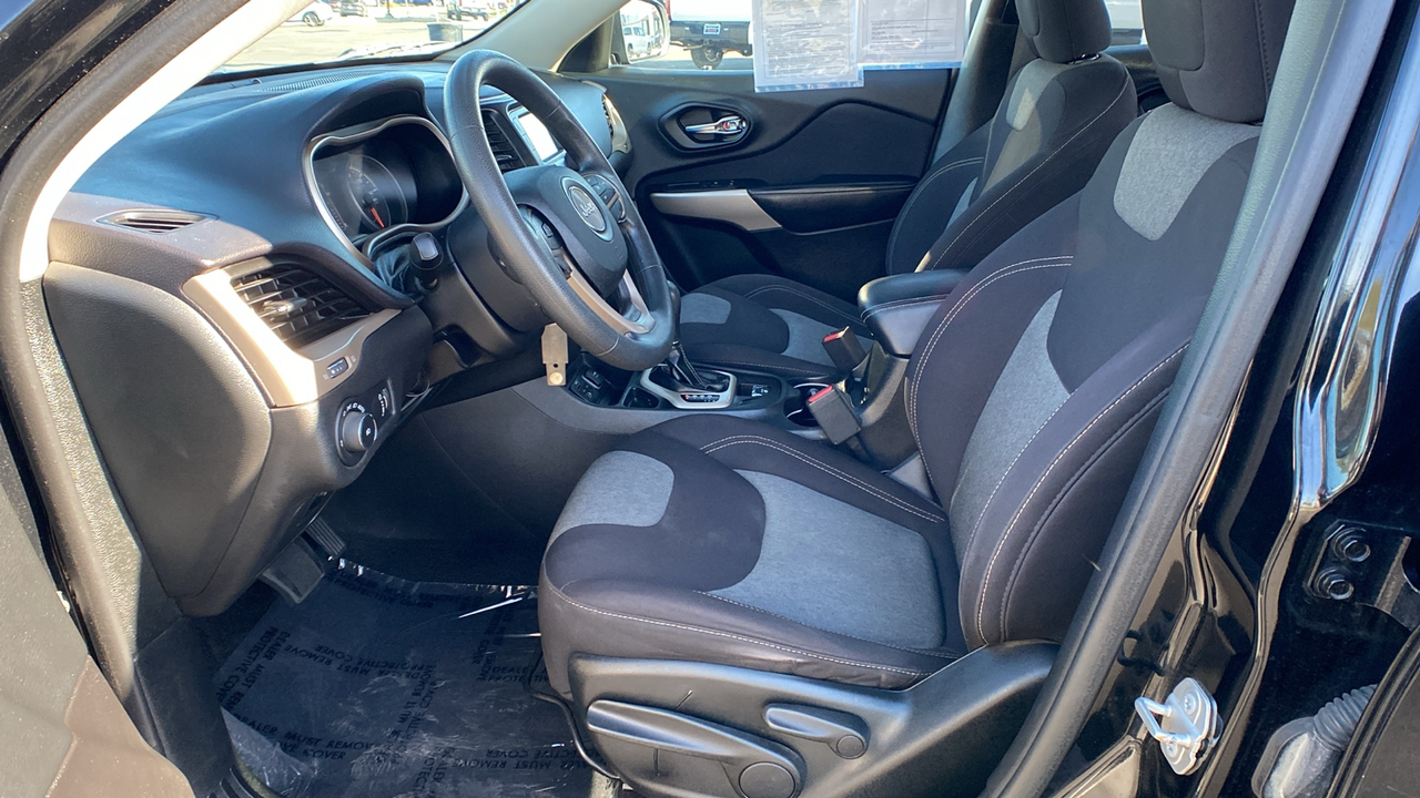 2018 Jeep Cherokee Latitude 12