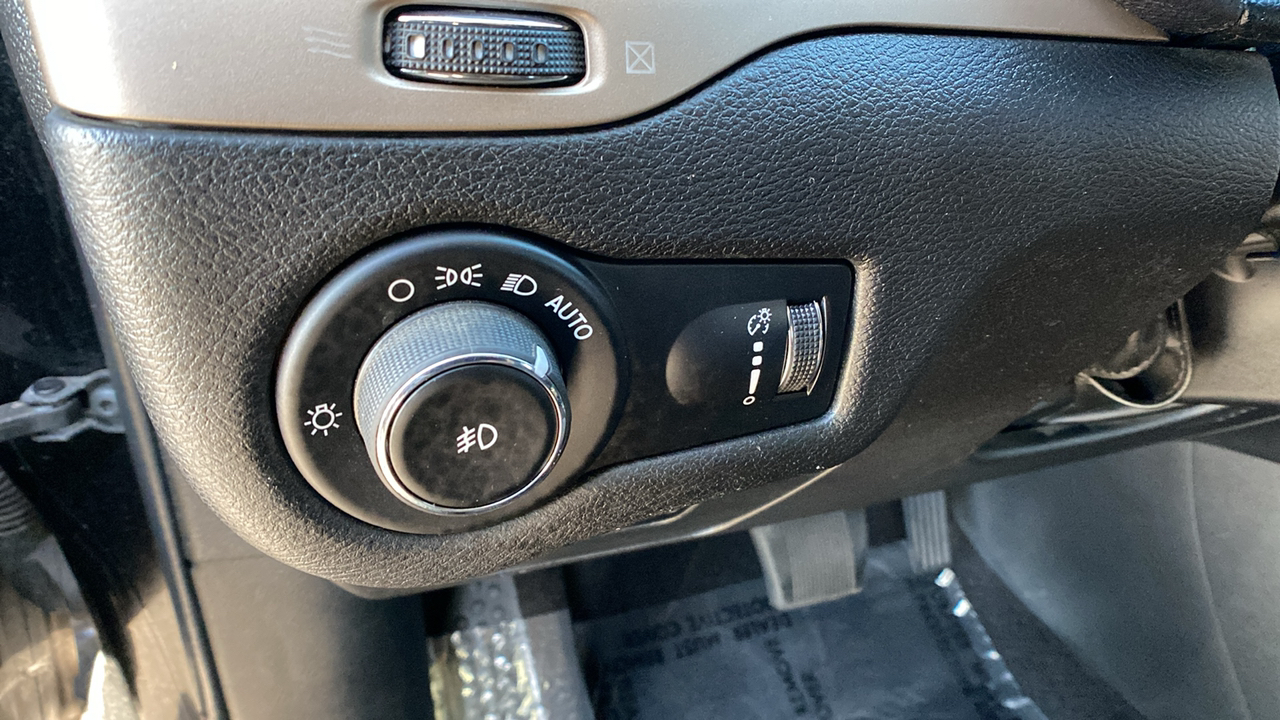 2018 Jeep Cherokee Latitude 22