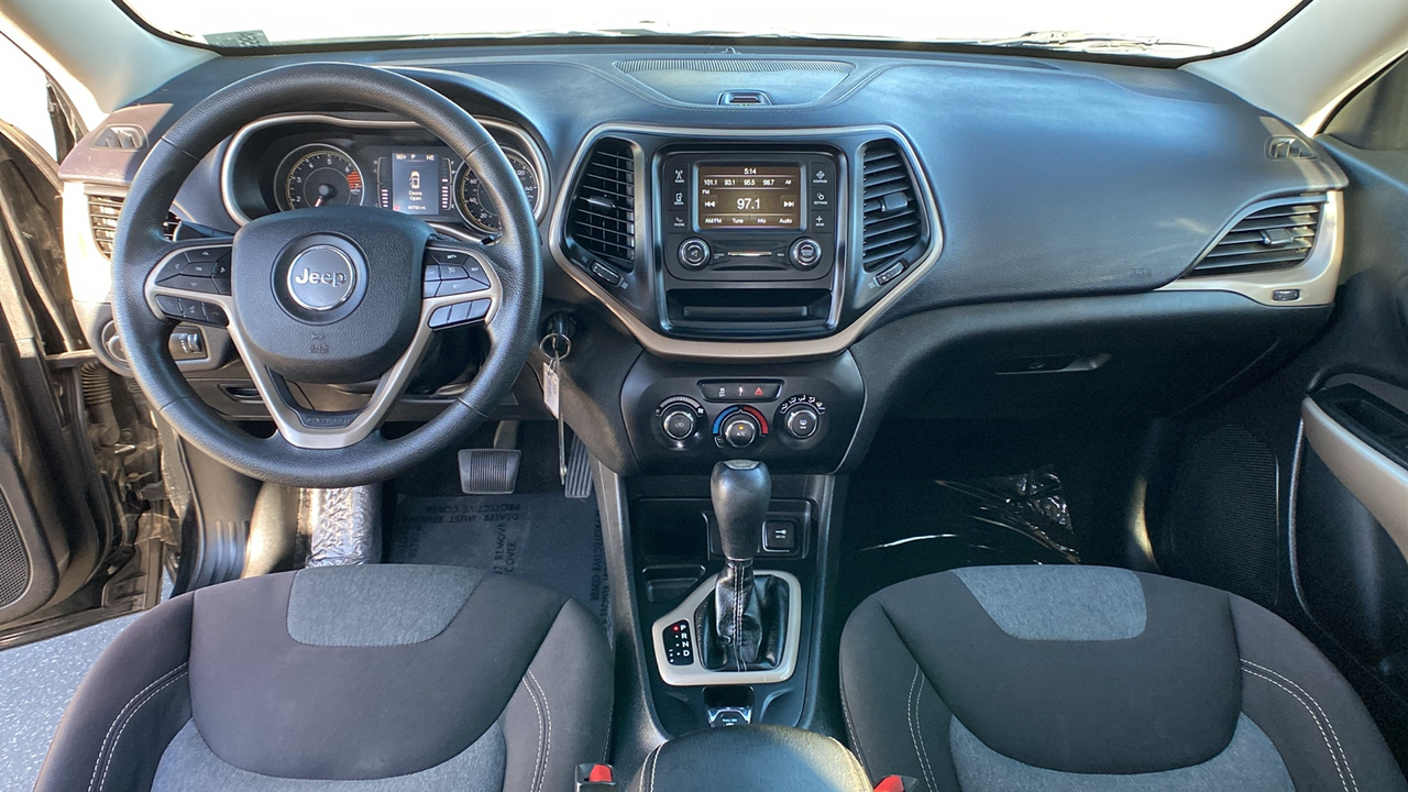 2018 Jeep Cherokee Latitude 28