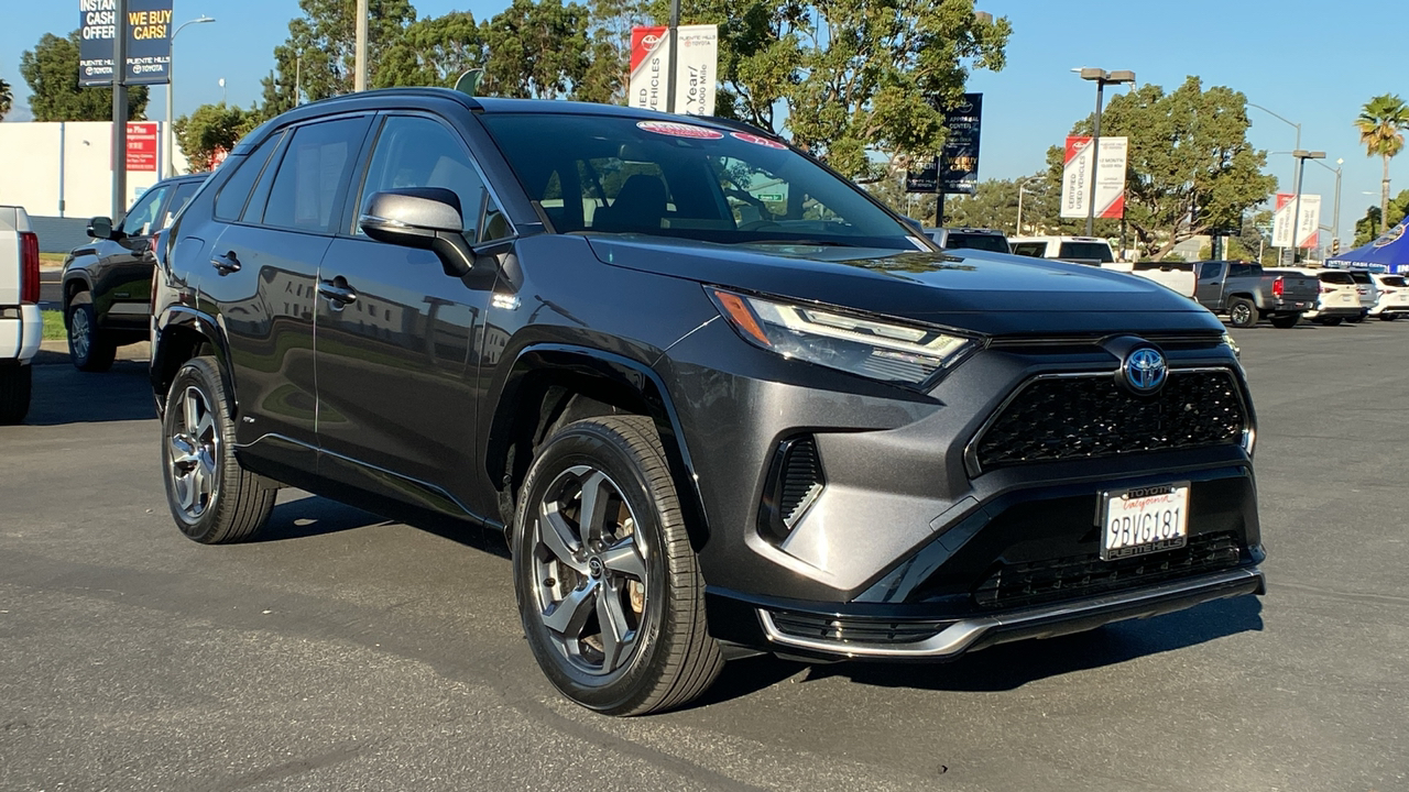 2022 Toyota RAV4 Prime SE 1