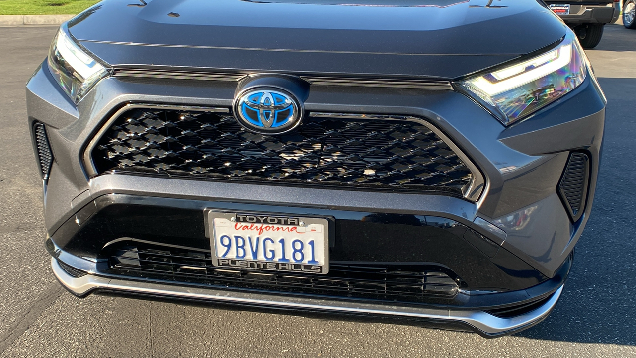 2022 Toyota RAV4 Prime SE 33