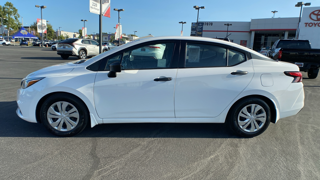 2020 Nissan Versa 1.6 S 6