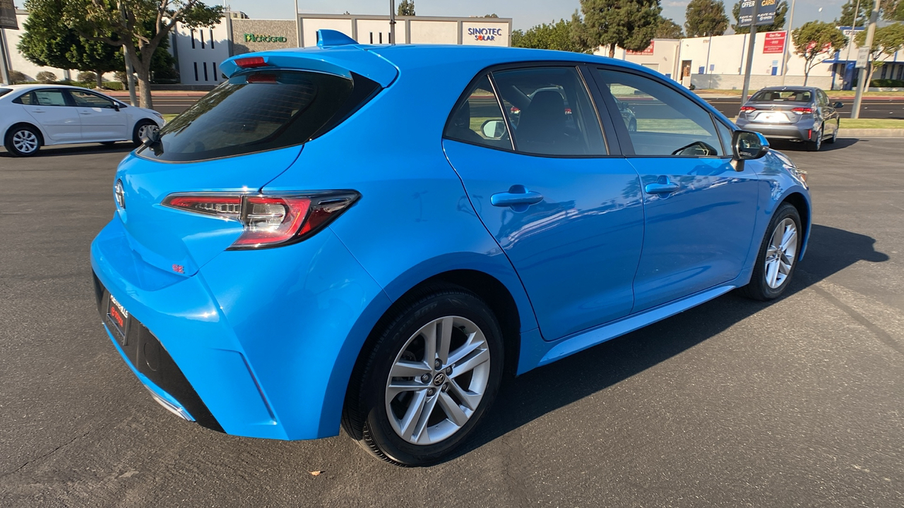 2021 Toyota Corolla Hatchback SE 3