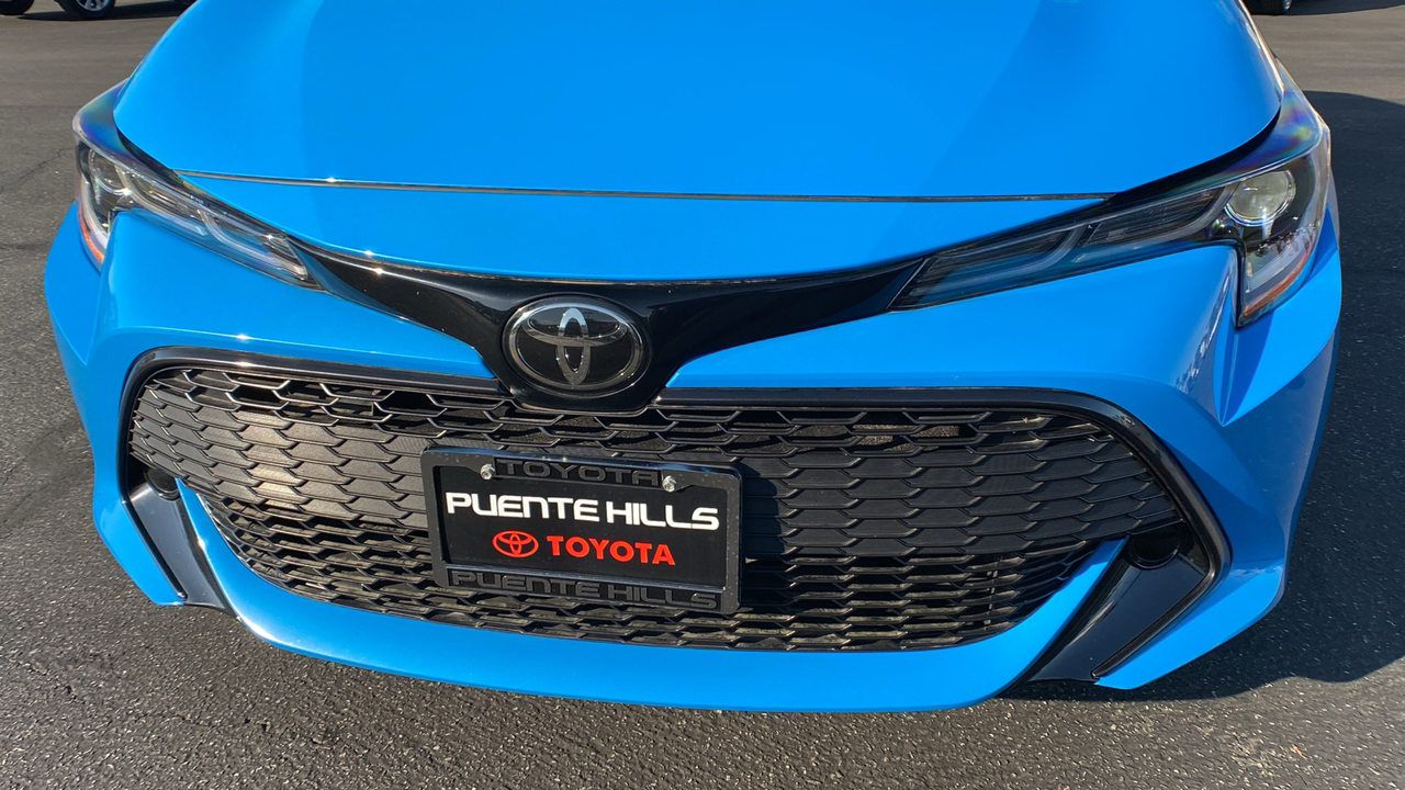 2021 Toyota Corolla Hatchback SE 32