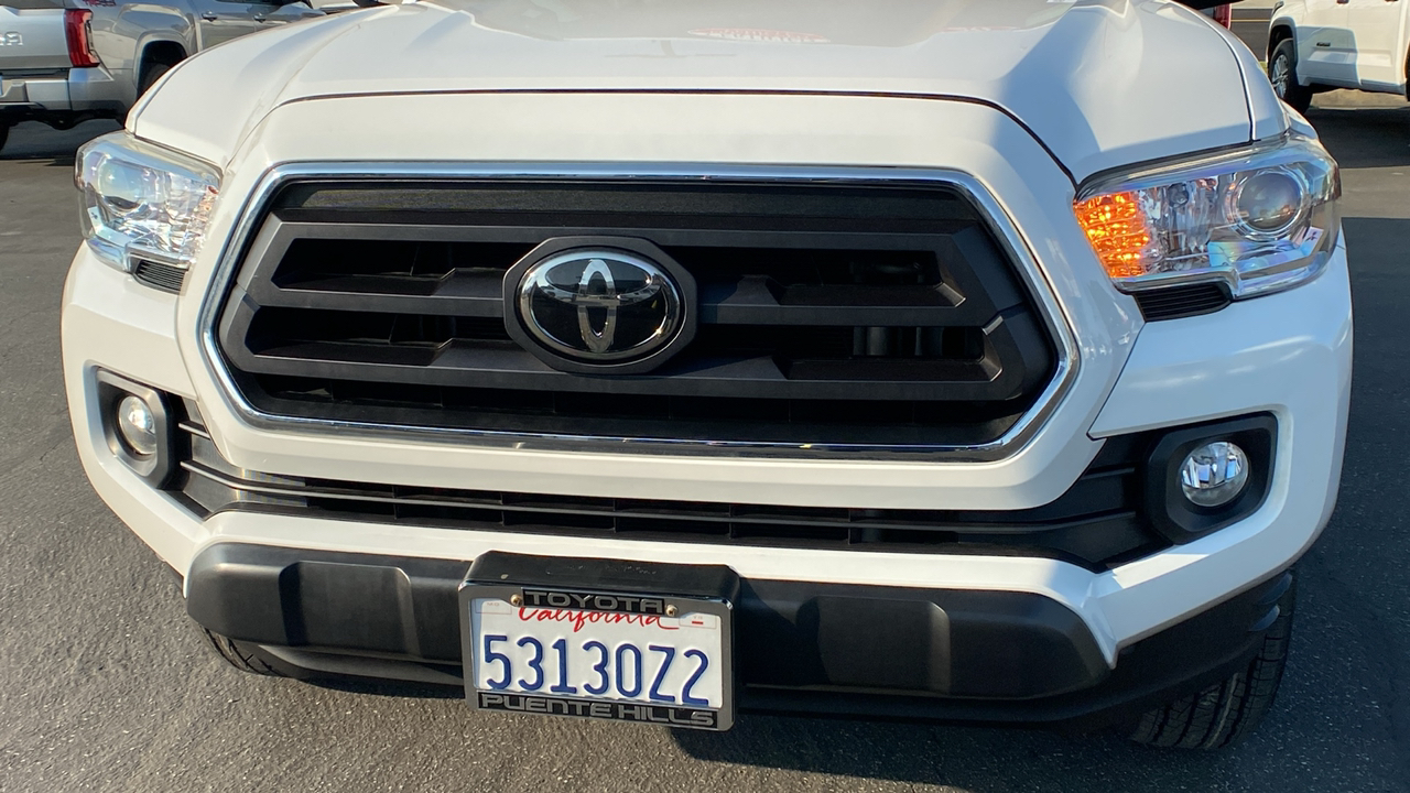 2020 Toyota Tacoma  32