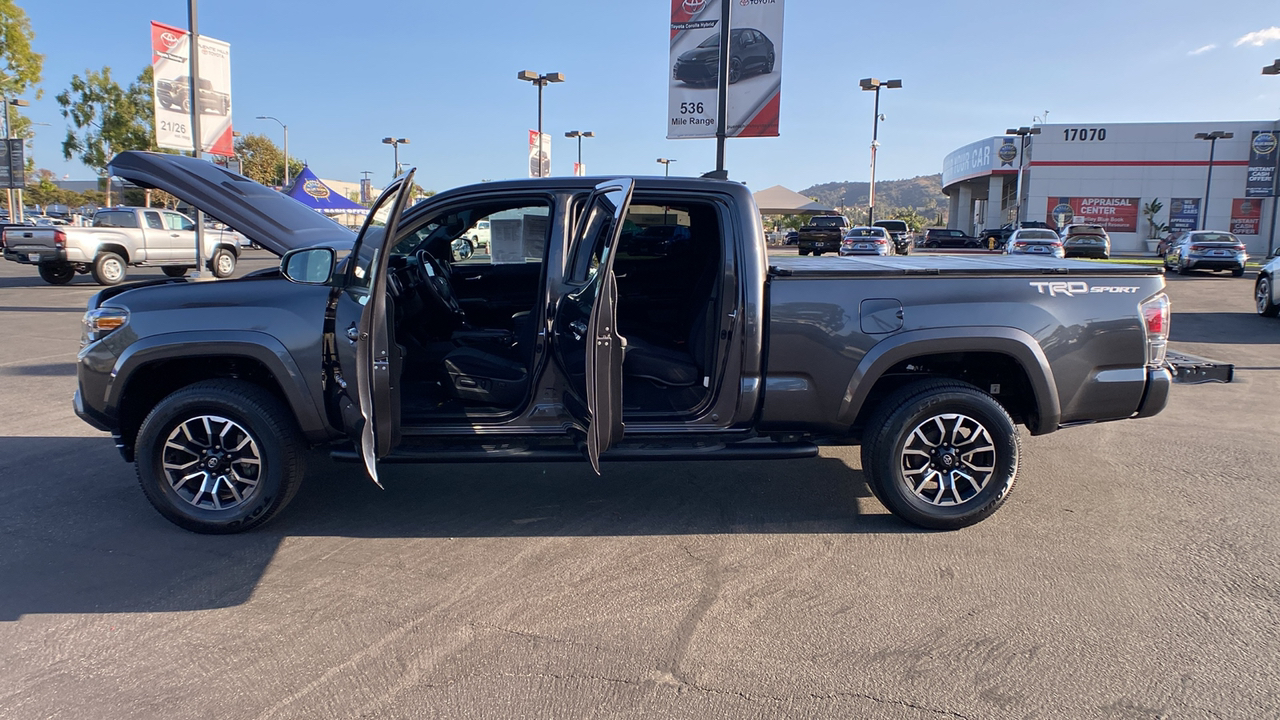 2021 Toyota Tacoma TRD Sport 11