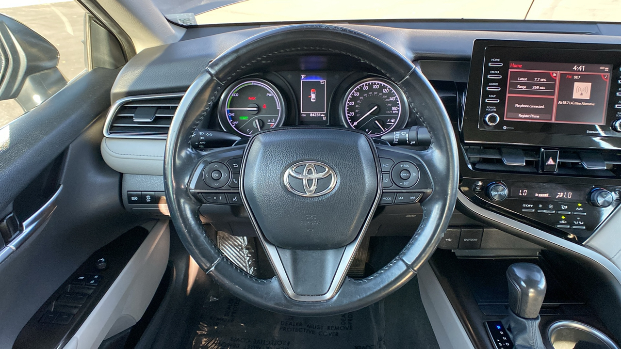 2021 Toyota Camry Hybrid SE 13