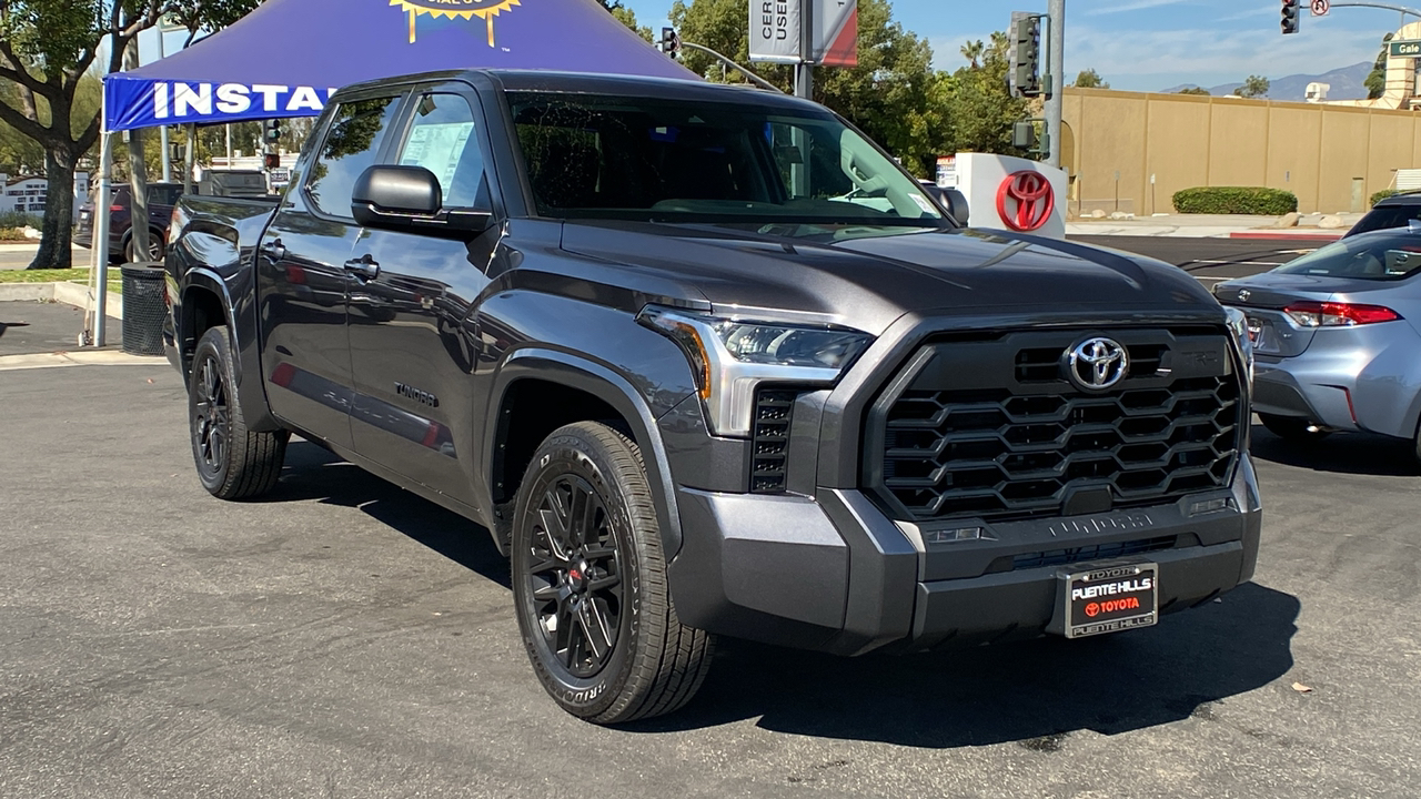 2024 TOYOTA Tundra SR5 1