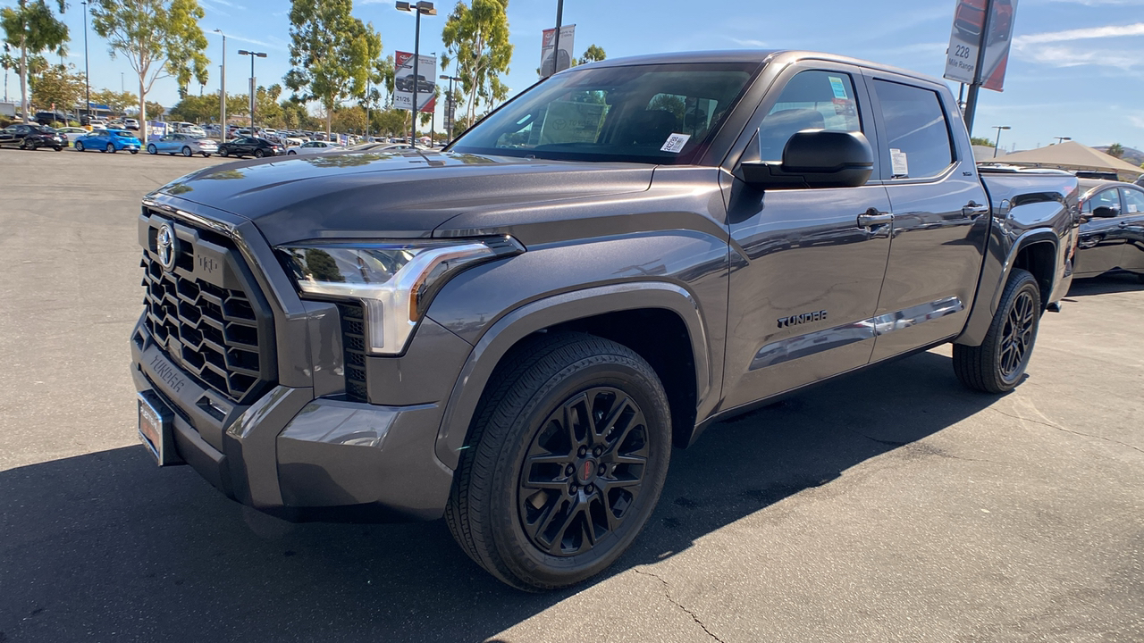 2024 TOYOTA Tundra SR5 7