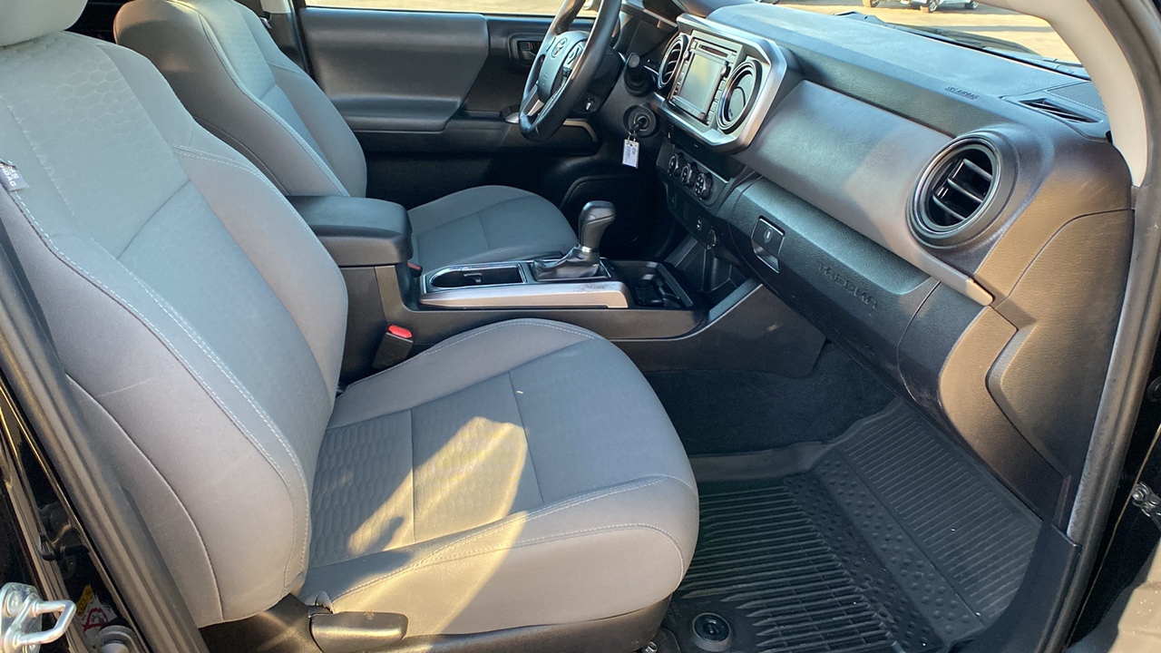 2019 Toyota Tacoma SR5 20