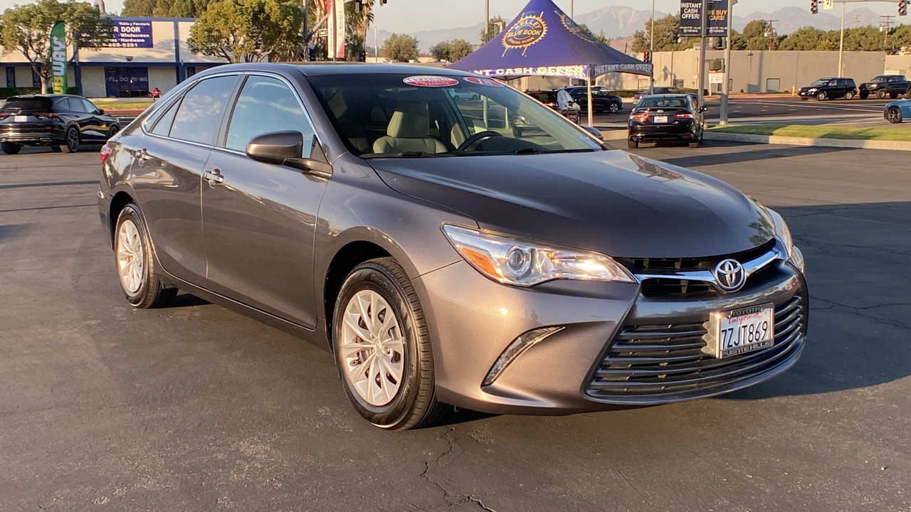 2017 Toyota Camry LE 1