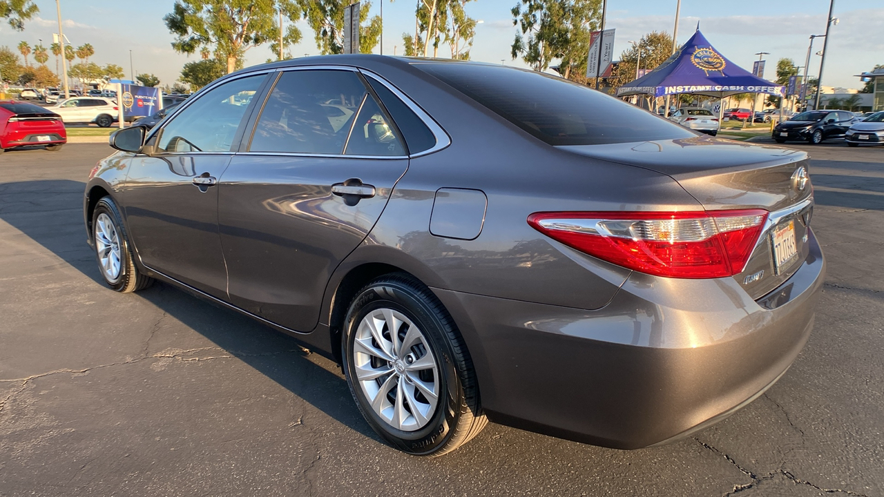 2017 Toyota Camry LE 5