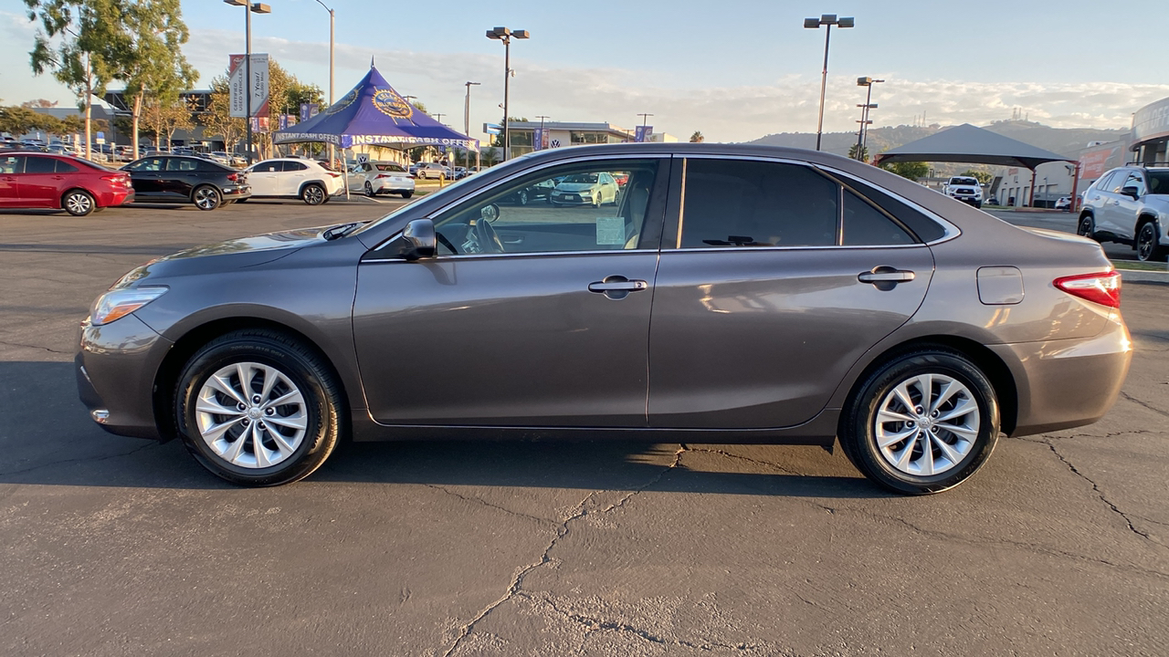 2017 Toyota Camry LE 6