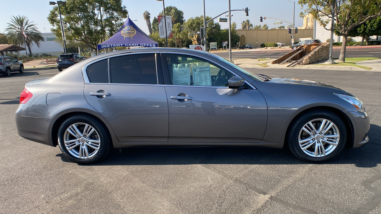 2010 INFINITI G37 Journey 2