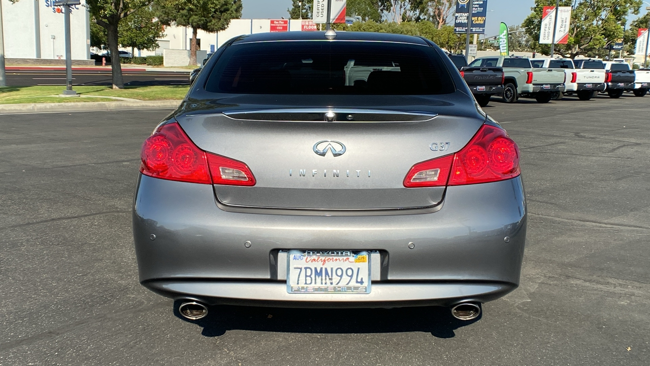 2010 INFINITI G37 Journey 4