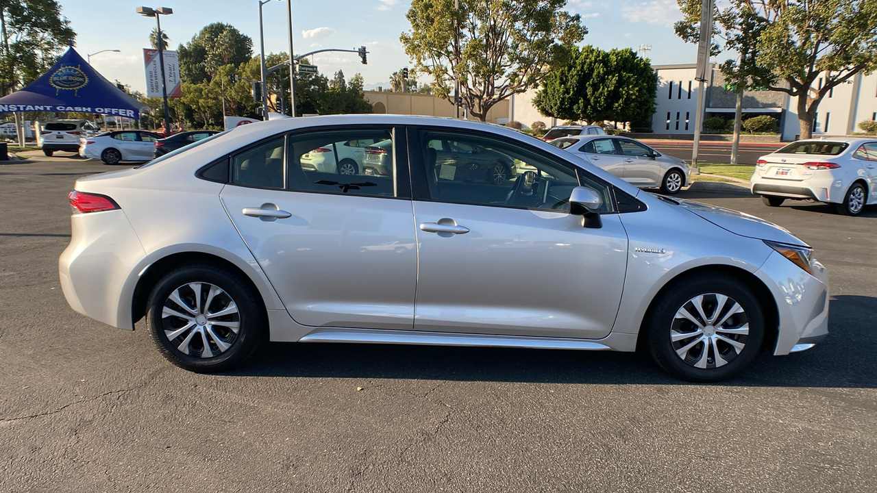 2020 Toyota Corolla Hybrid LE 2