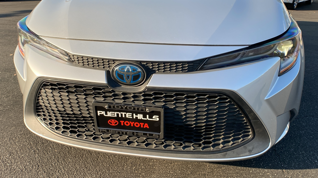 2020 Toyota Corolla Hybrid LE 32