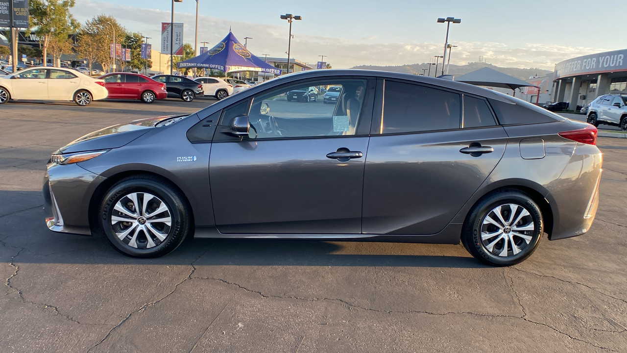 2021 Toyota Prius Prime XLE 6