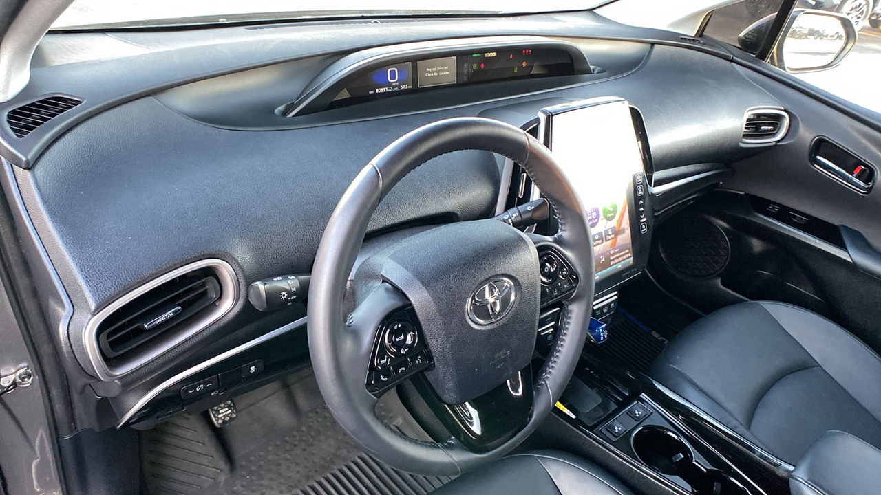 2021 Toyota Prius Prime XLE 16