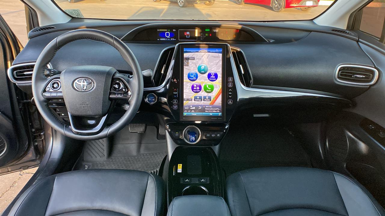 2021 Toyota Prius Prime XLE 28