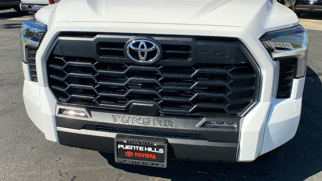 2024 TOYOTA Tundra SR5 32