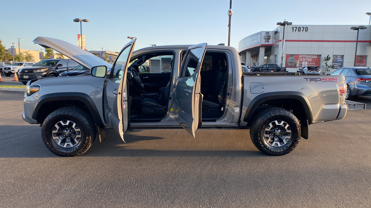 2020 Toyota Tacoma TRD Off-Road 11