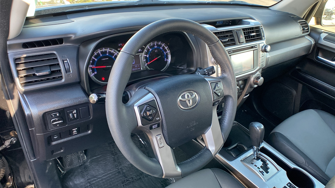 2019 Toyota 4Runner SR5 Premium 16