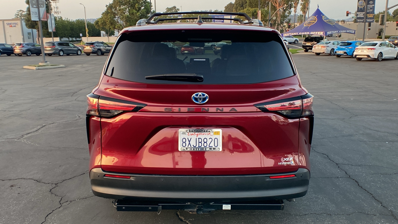 2021 Toyota Sienna XLE 4