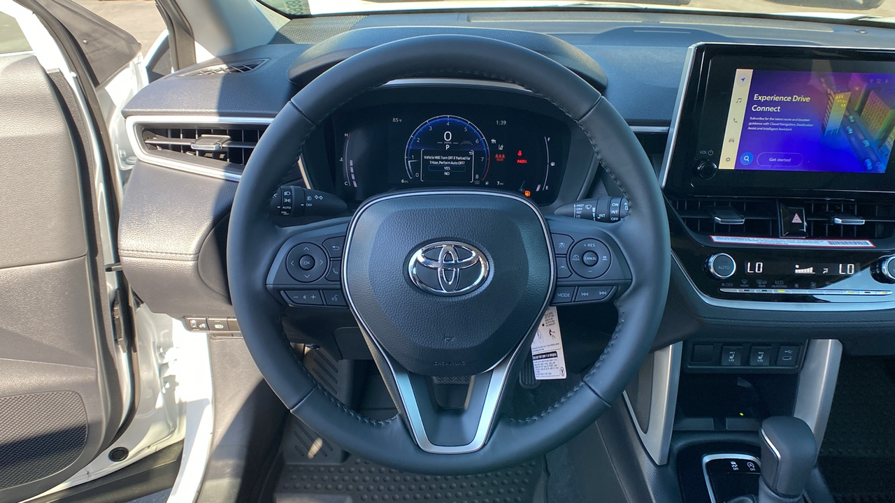 2024 TOYOTA Corolla Cross XLE 13