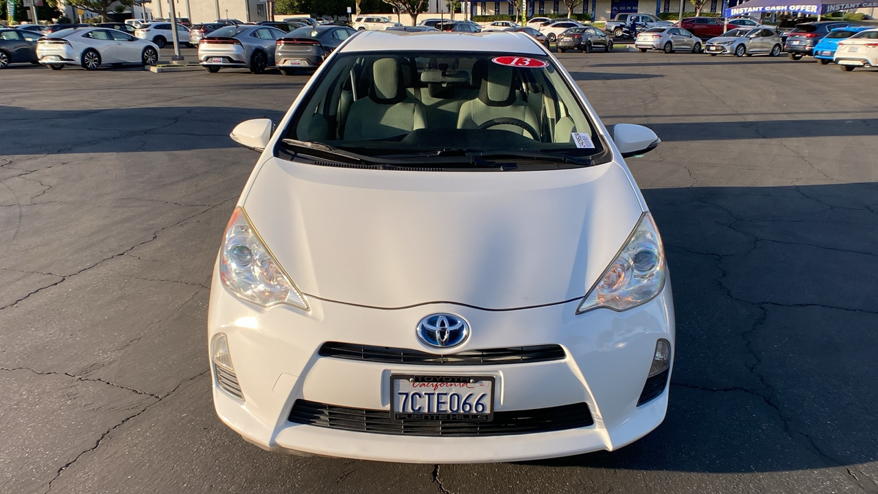 2013 Toyota Prius c One 8