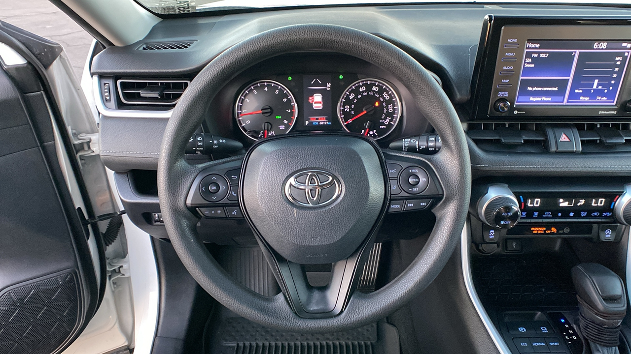 2021 Toyota RAV4 XLE 13