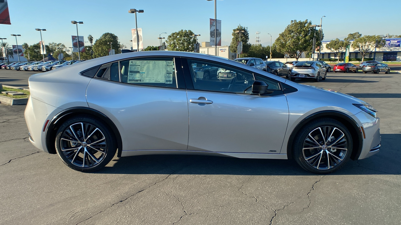 2024 TOYOTA Prius Limited AWD 2